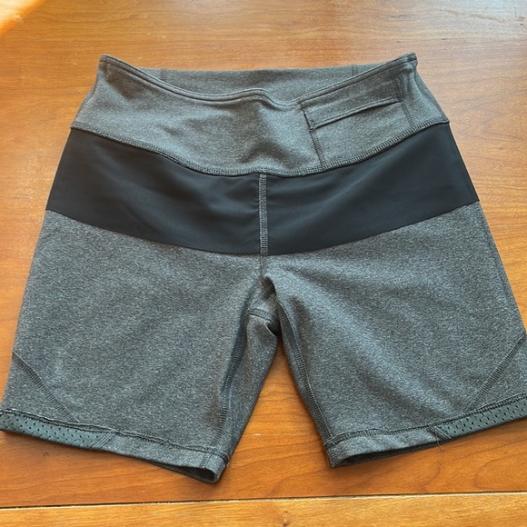 Tek Gear Shapewear Cycling/Bike Shorts with Mesh Sides in Gray. Women’s size M. - Picture 10 of 15